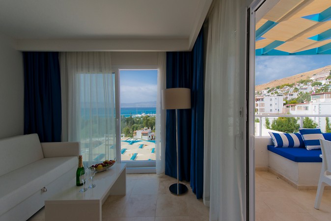 Club 1+1 Deniz Tarafı